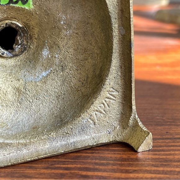 Pair of Matching Brass Candlestick Holders - Picture 6 of 10